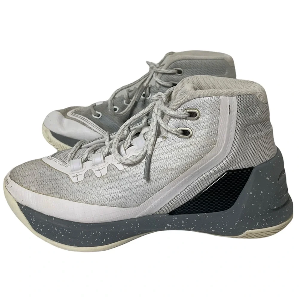 Under Armour Curry 3 Athletic Shoes Stephen Curry Collection I can do Size 3.5